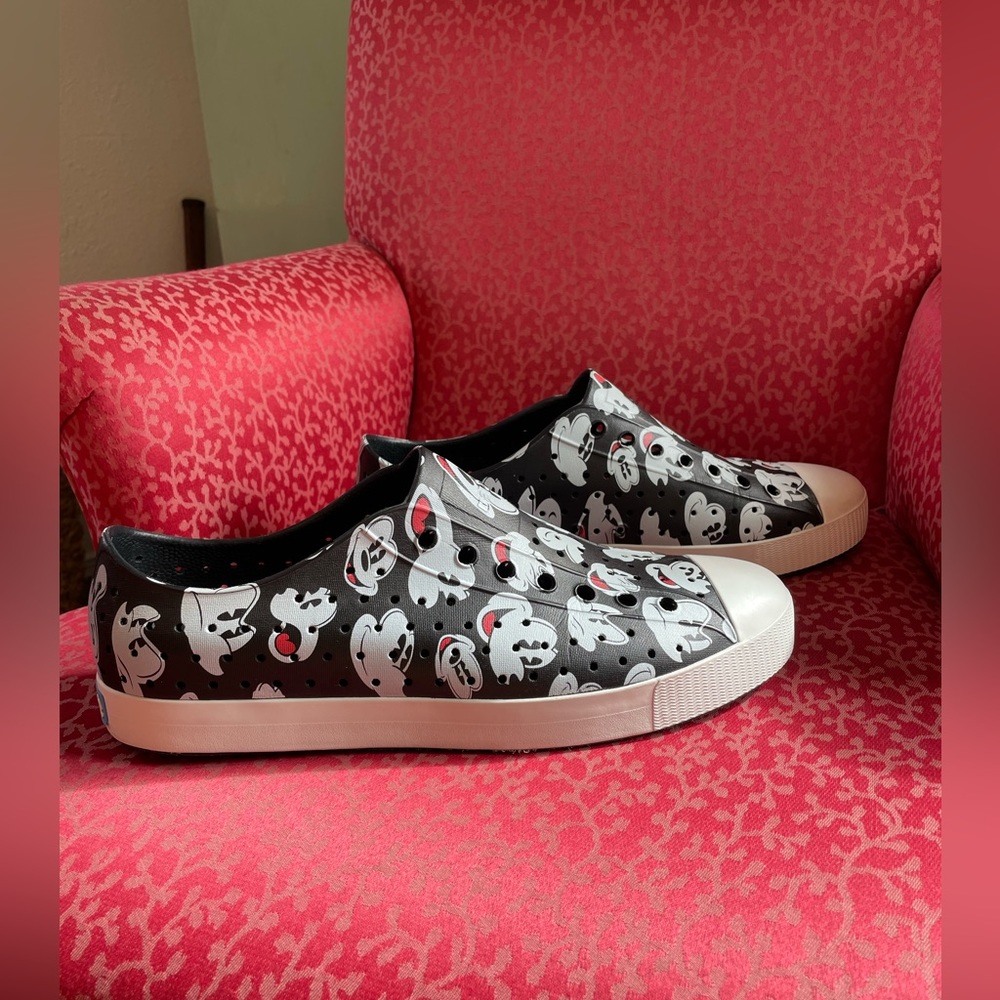Native Disney Mickey Mouse Shoes, Size 12